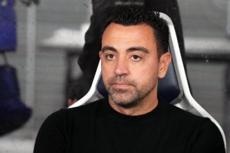 تشافي يصبح ضمن المرشحين لتولي تدريب فريق سعودي