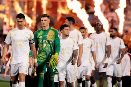 لاعبو نادي النصر