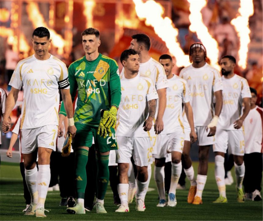 لاعبو نادي النصر