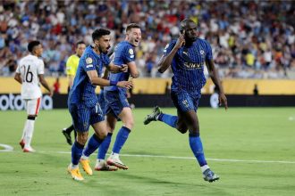 الهلال ومانشستر سيتي