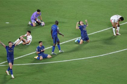 الهلال ومانشستر سيتي